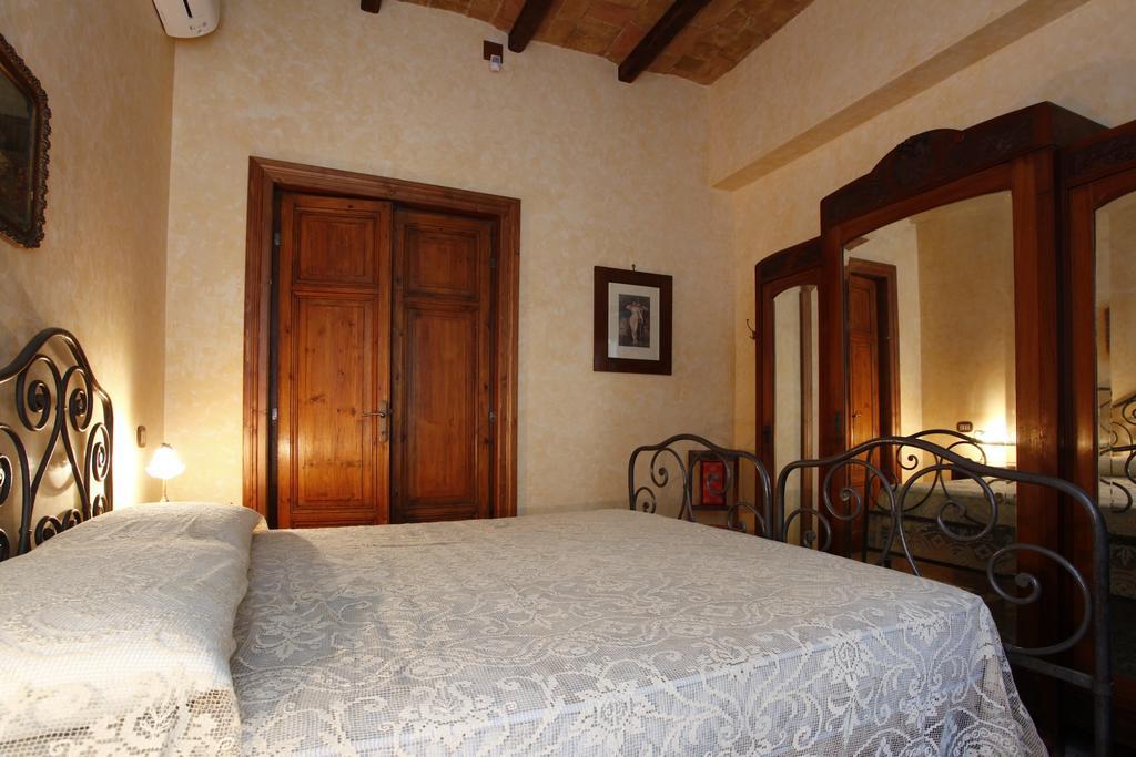רומא Casa Vacanza Colosseo חדר תמונה